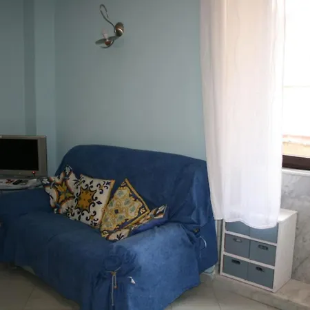 Delby's House Apartman