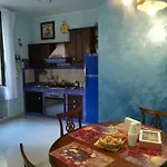 Апартаменты Delby's House *